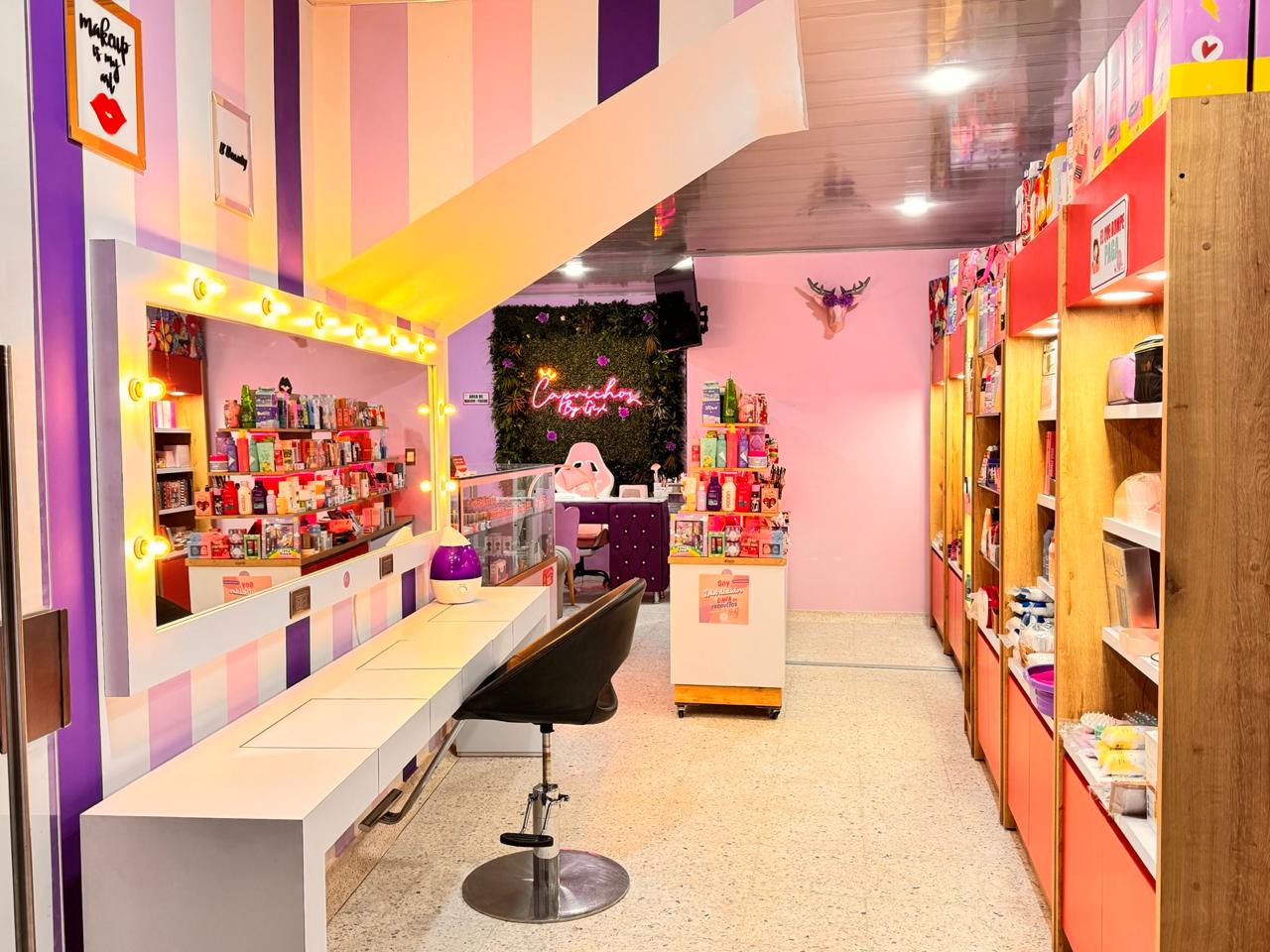 Caprichos Make Up & Nails